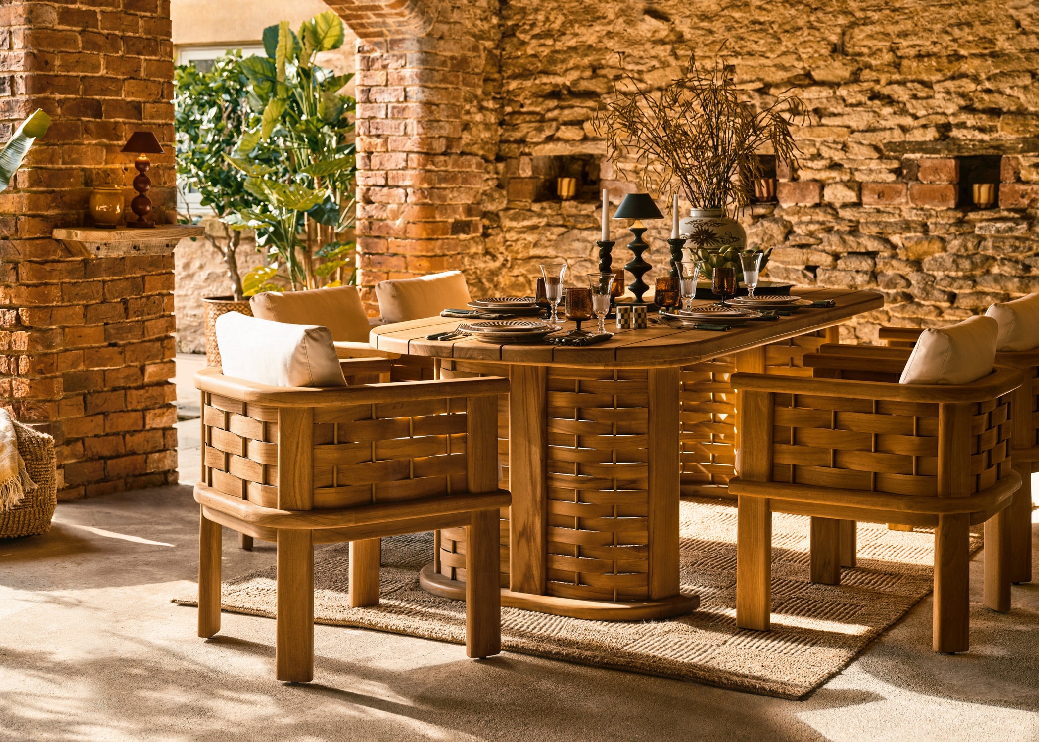 Our Guide to Outdoor Furniture Materials