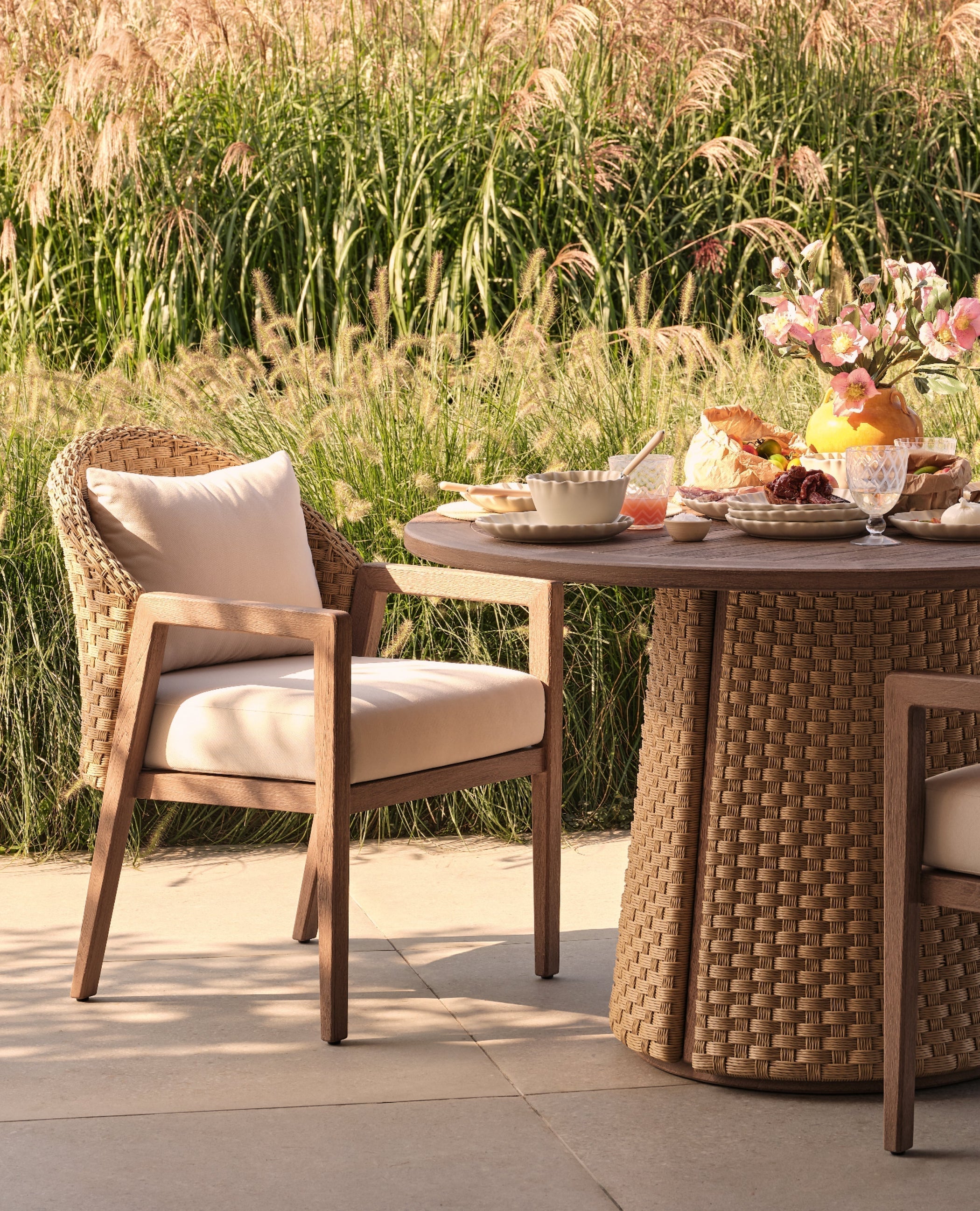Outdoor Entertaining: How to Style Your Garden for Summer Parties