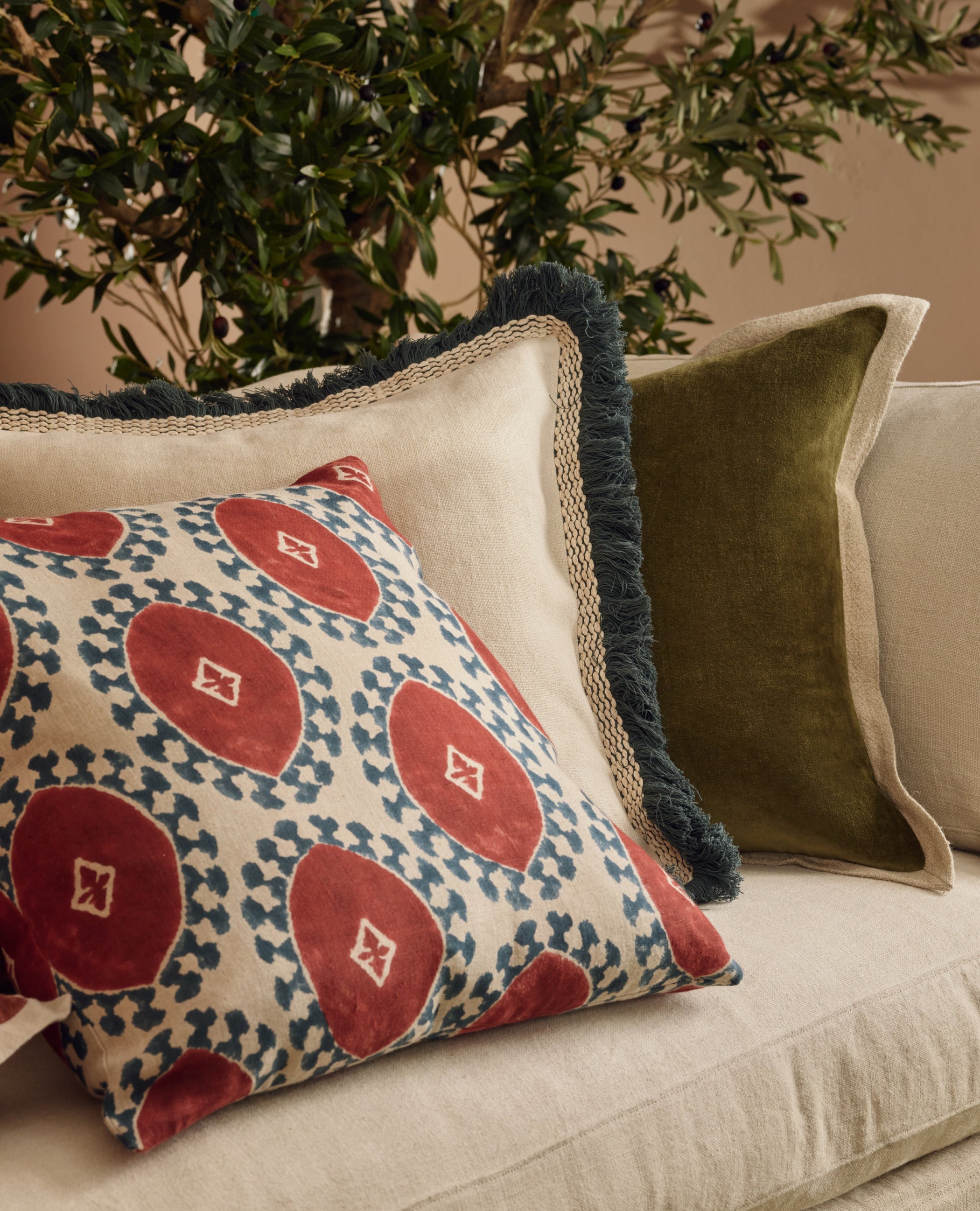 An Interior Designer’s guide to dressing your sofa with cushions