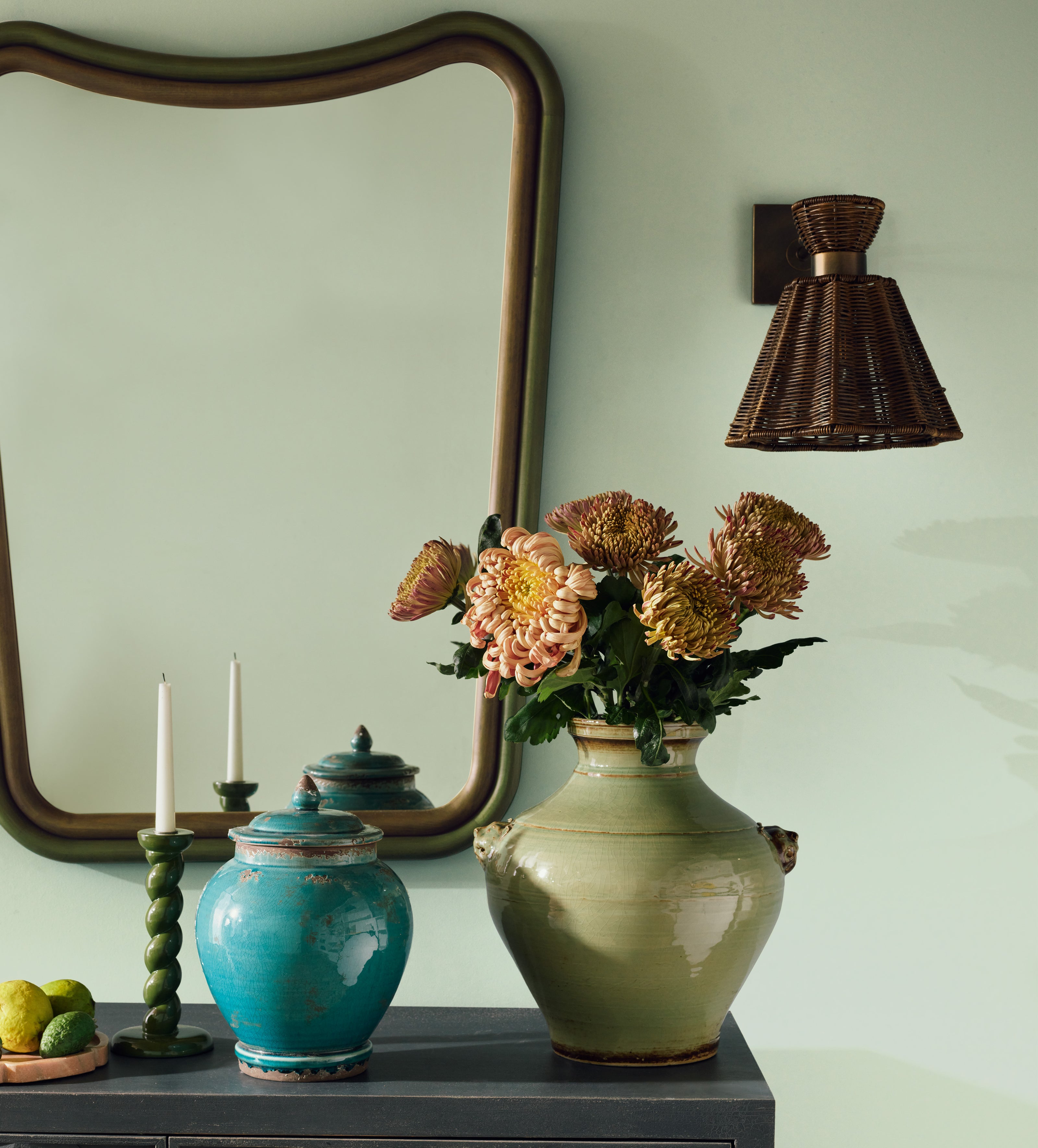 Concho Wall Lamp - Antique Brass/Rattan Brown