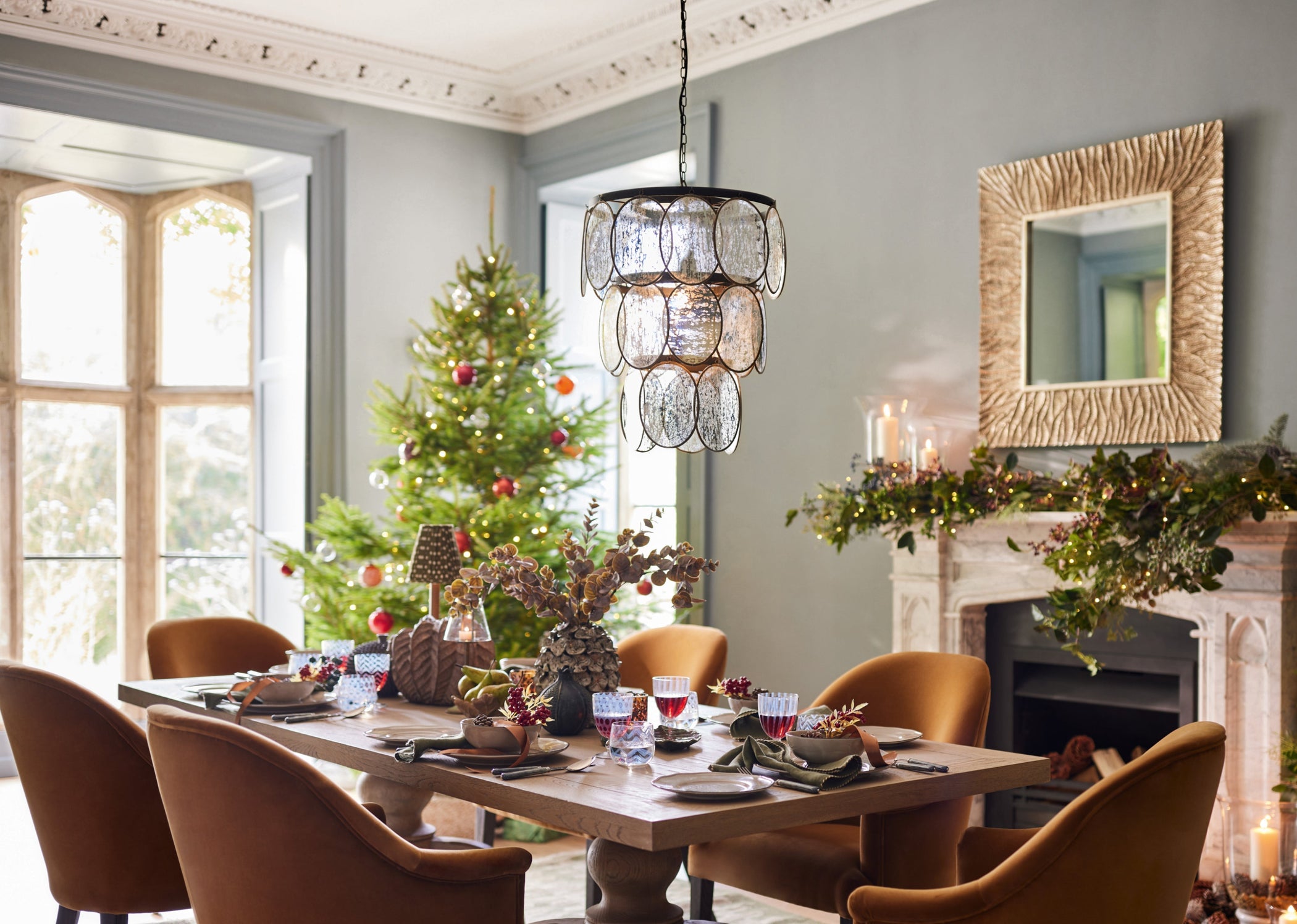 Hosting a Festive Dinner Party With Sue Jones