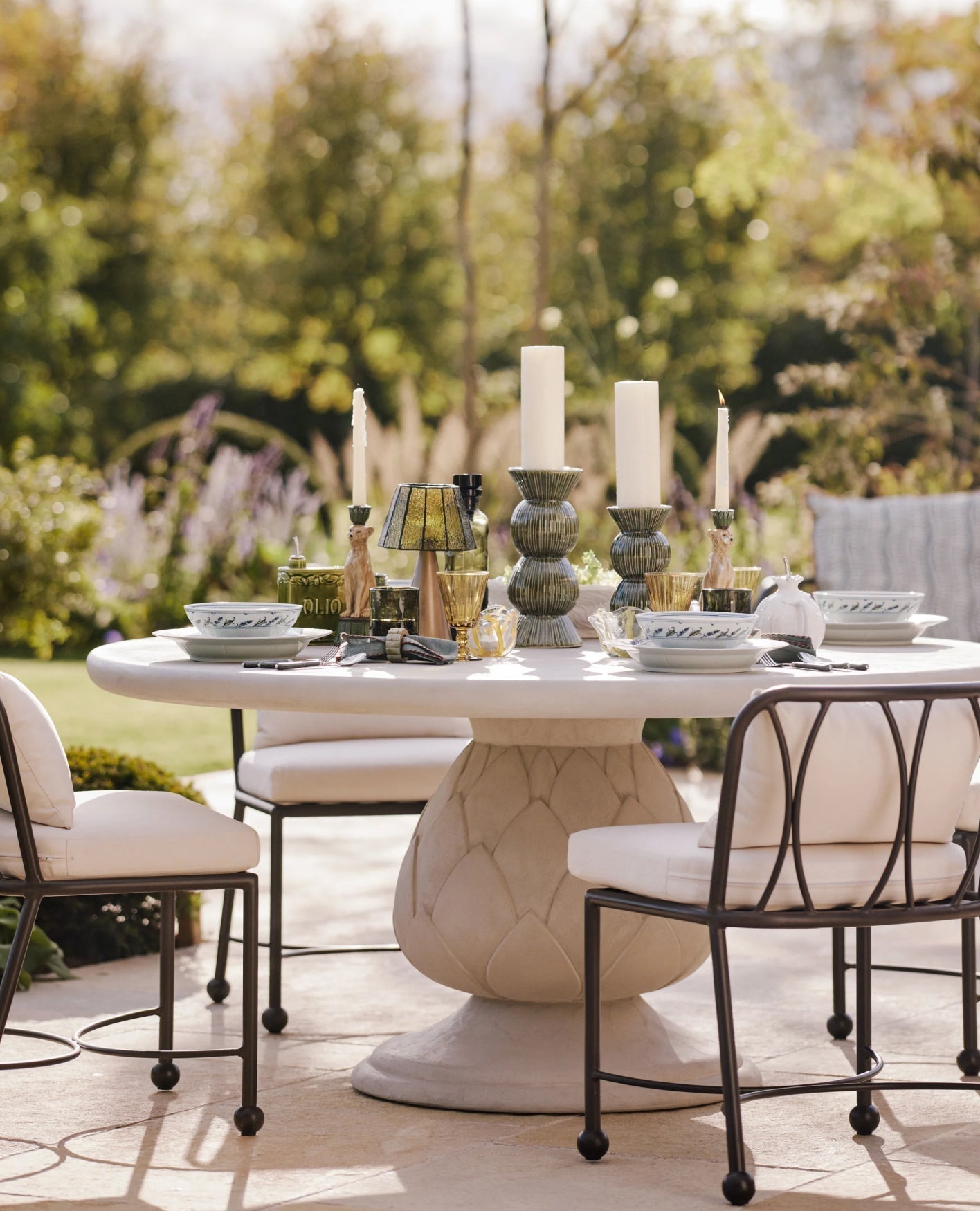 How to Create Flexible Outdoor Living Spaces