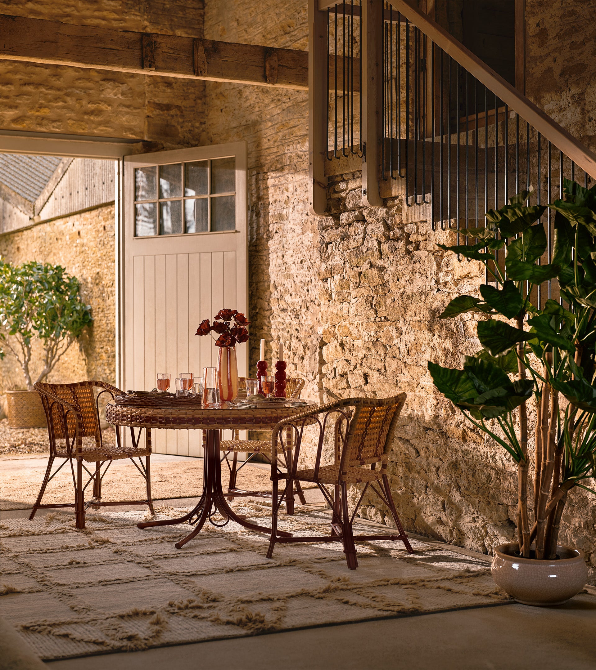 Colette Garden Dining Table - Natural/Red