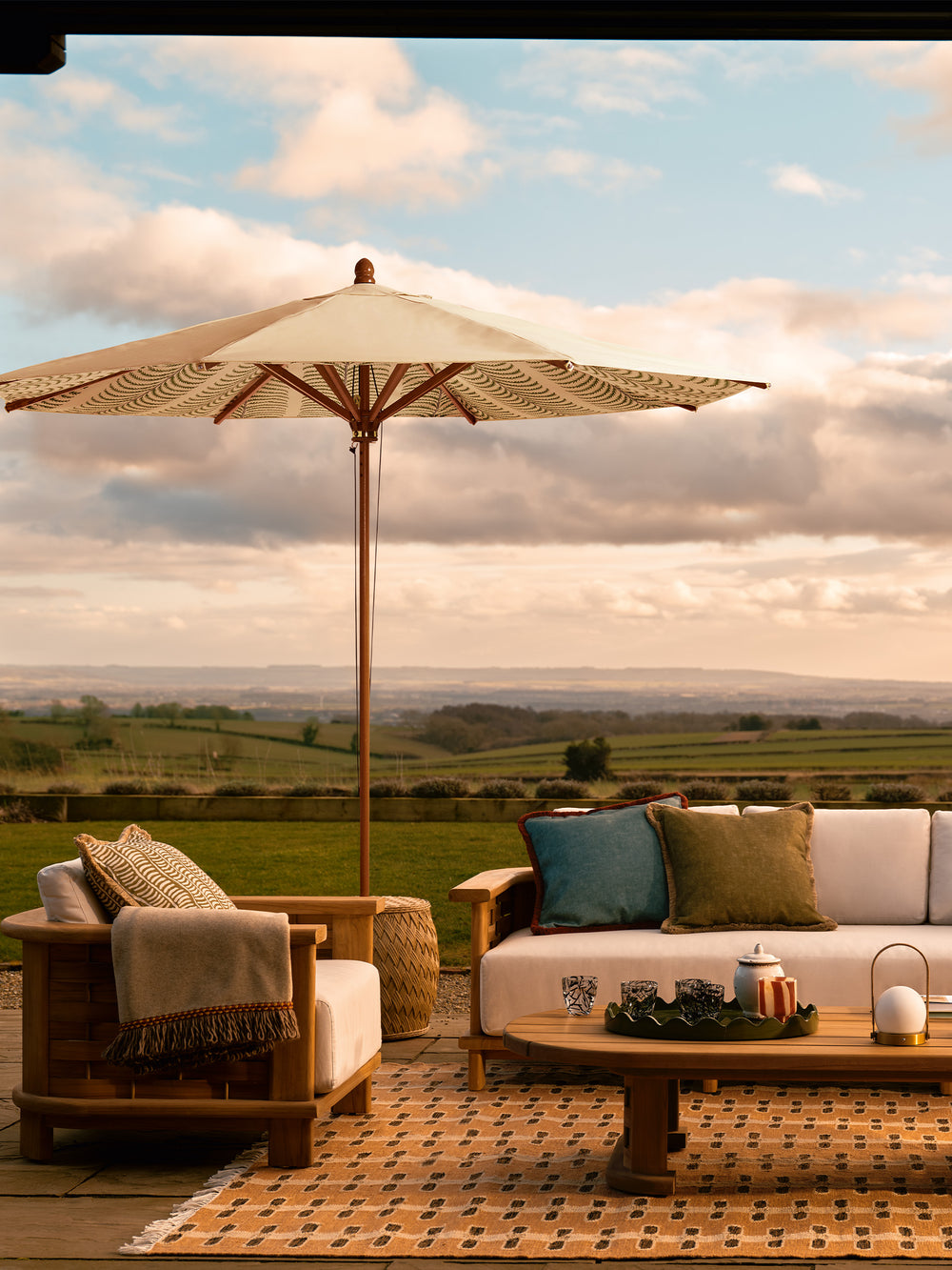 Hanway Areca Parasol Set – Putting Green