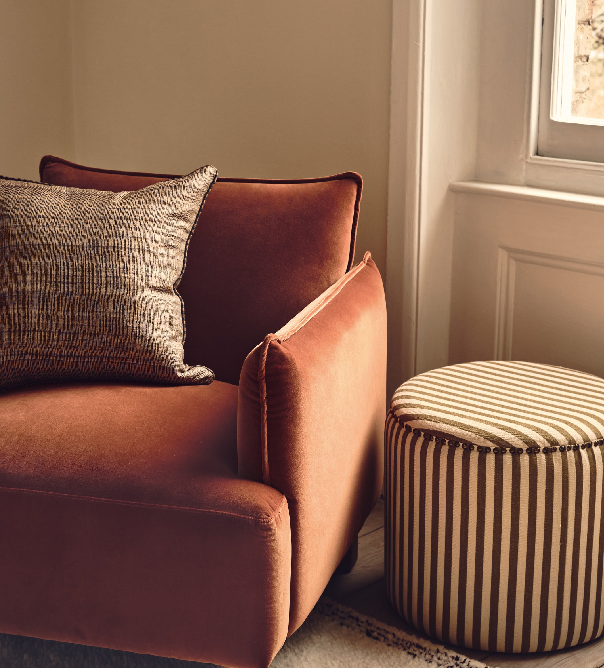 Costellini Linen Stripe Ottoman - Olive