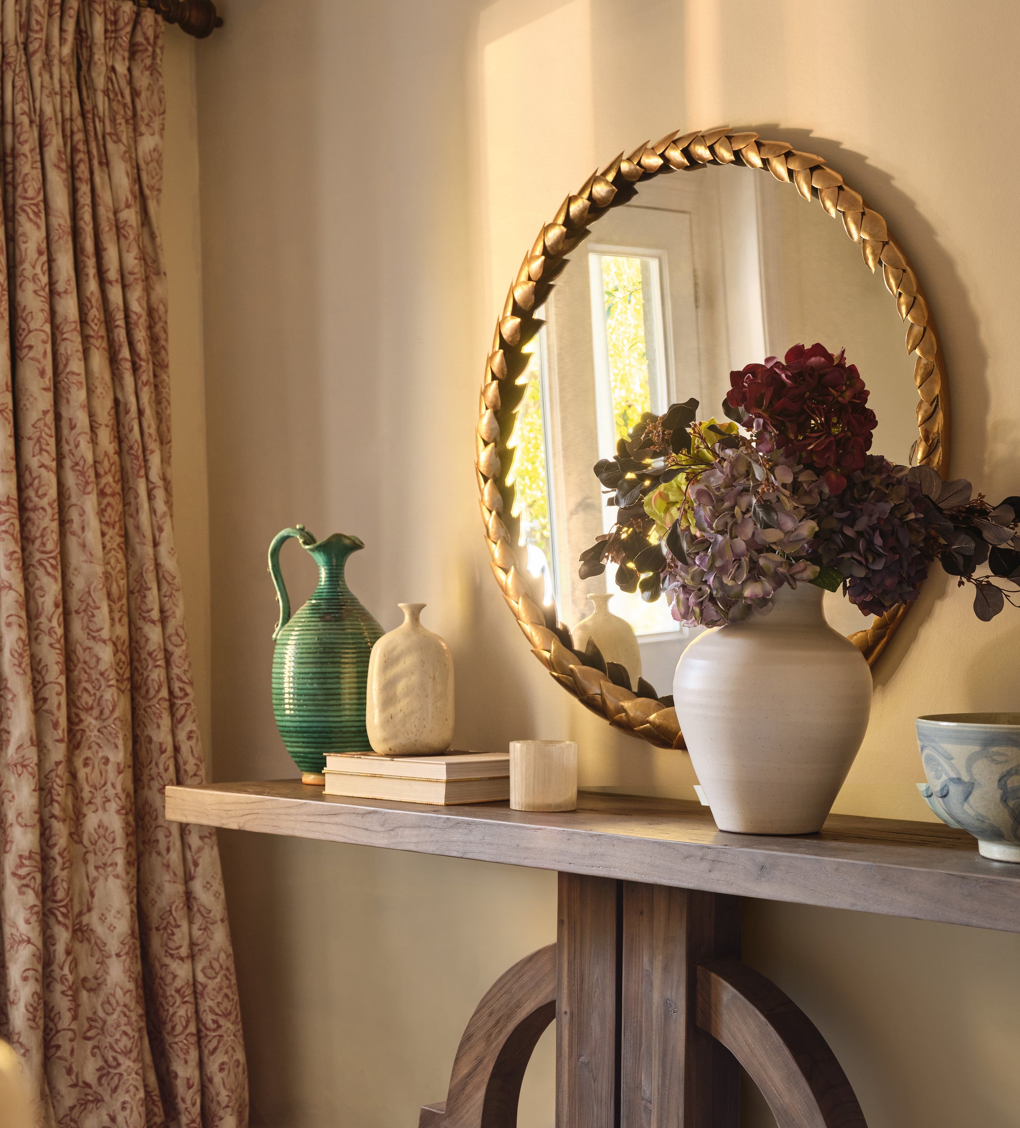 Daphne Mirror - Gold