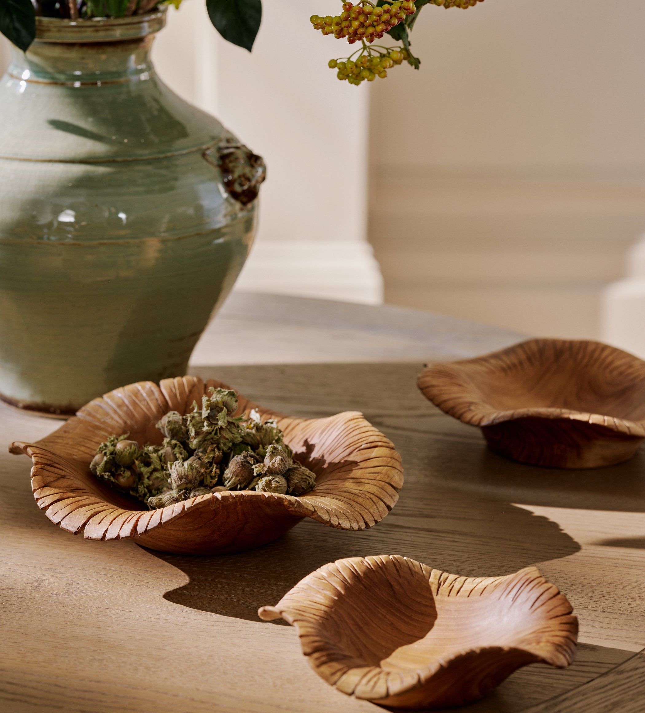 Ghonsala Wooden Serving Plates - Set of Three - Natural