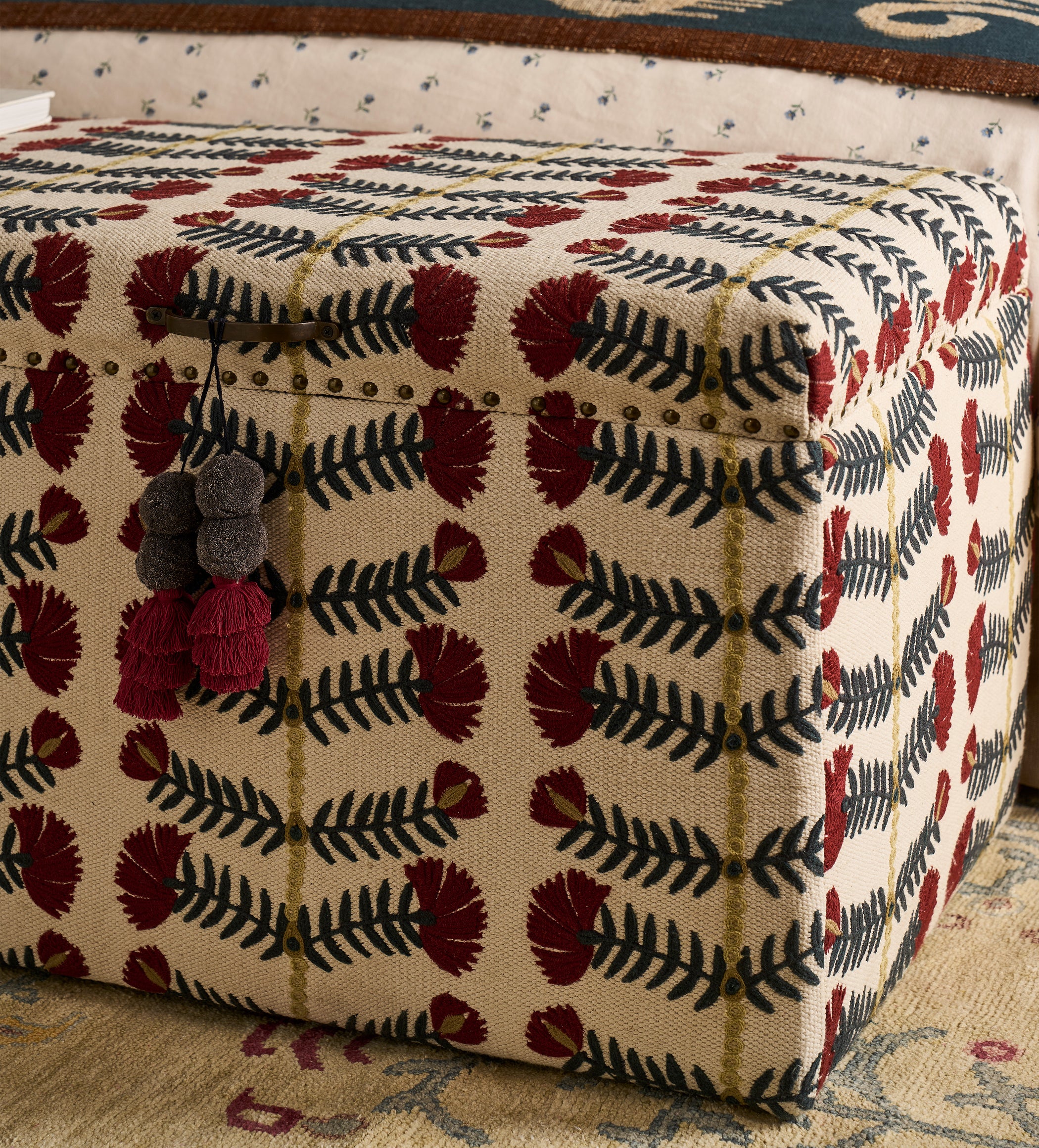 Highweald Trunk - Sapphire