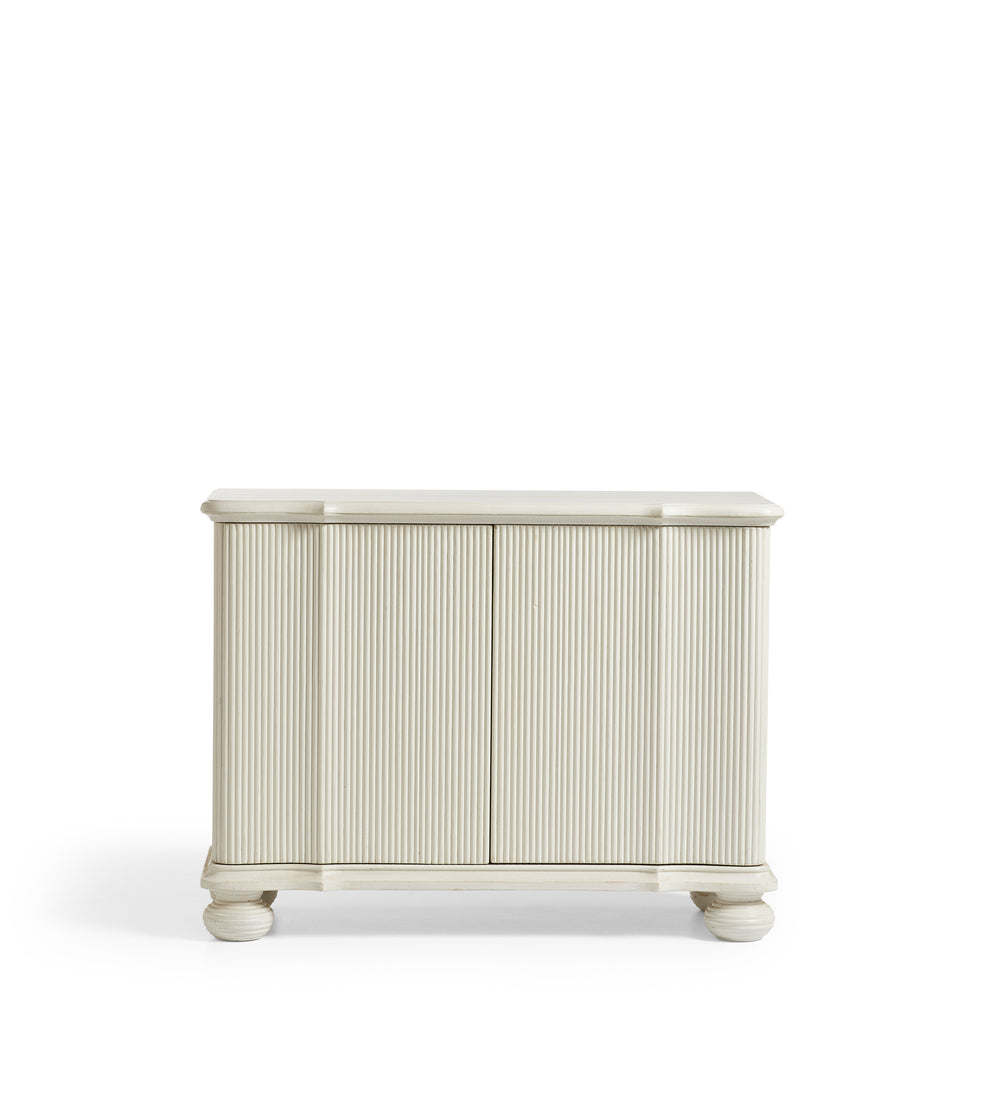 Ingrid Turned Bun Cabinet - Chalk