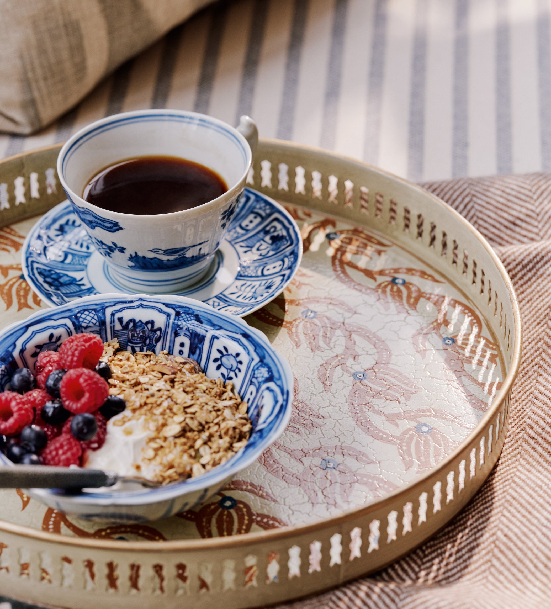 Kraak Soup Bowl - Blue/White