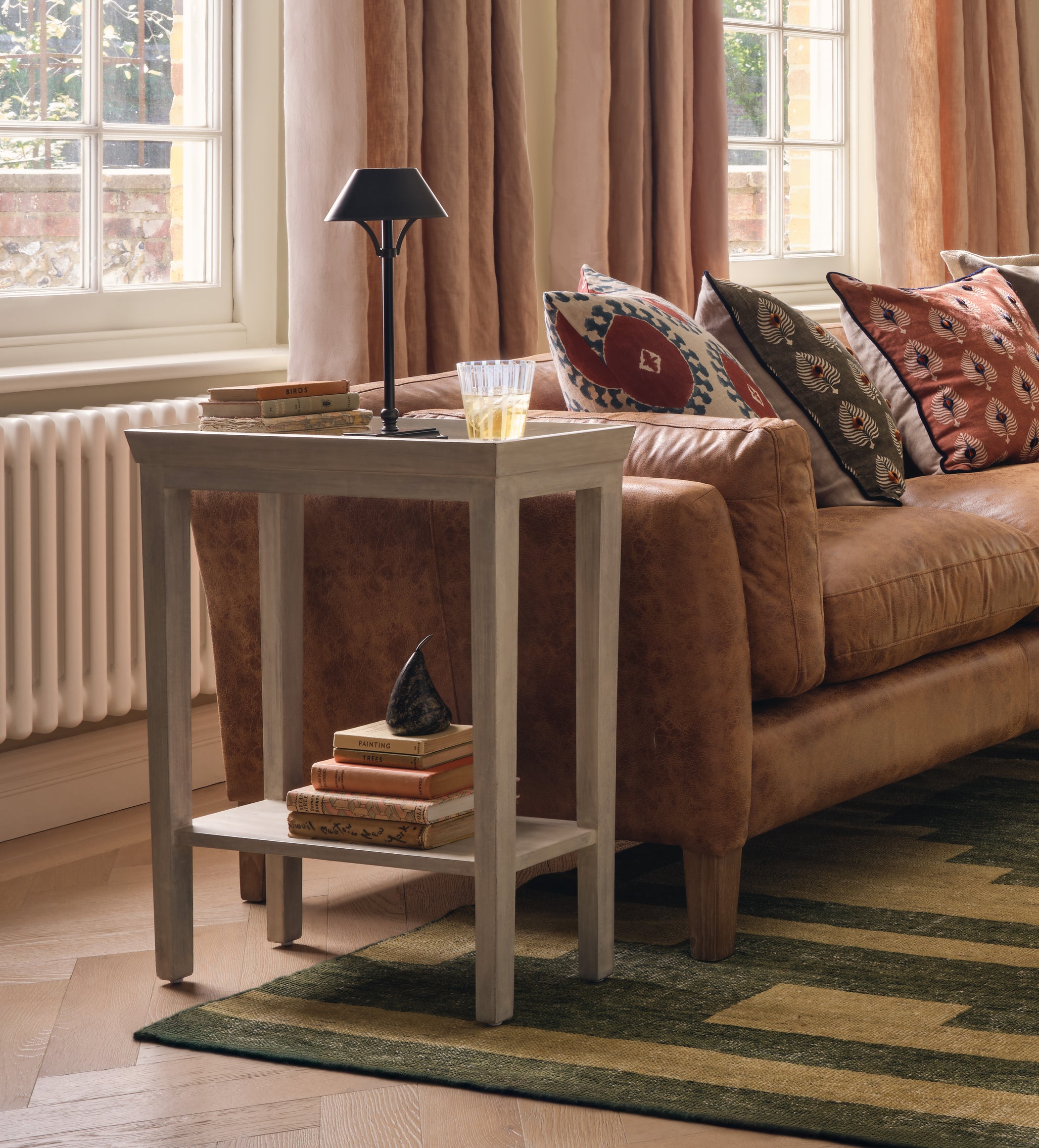 Gustavian Sofa Side Table - Large - Washed Grey