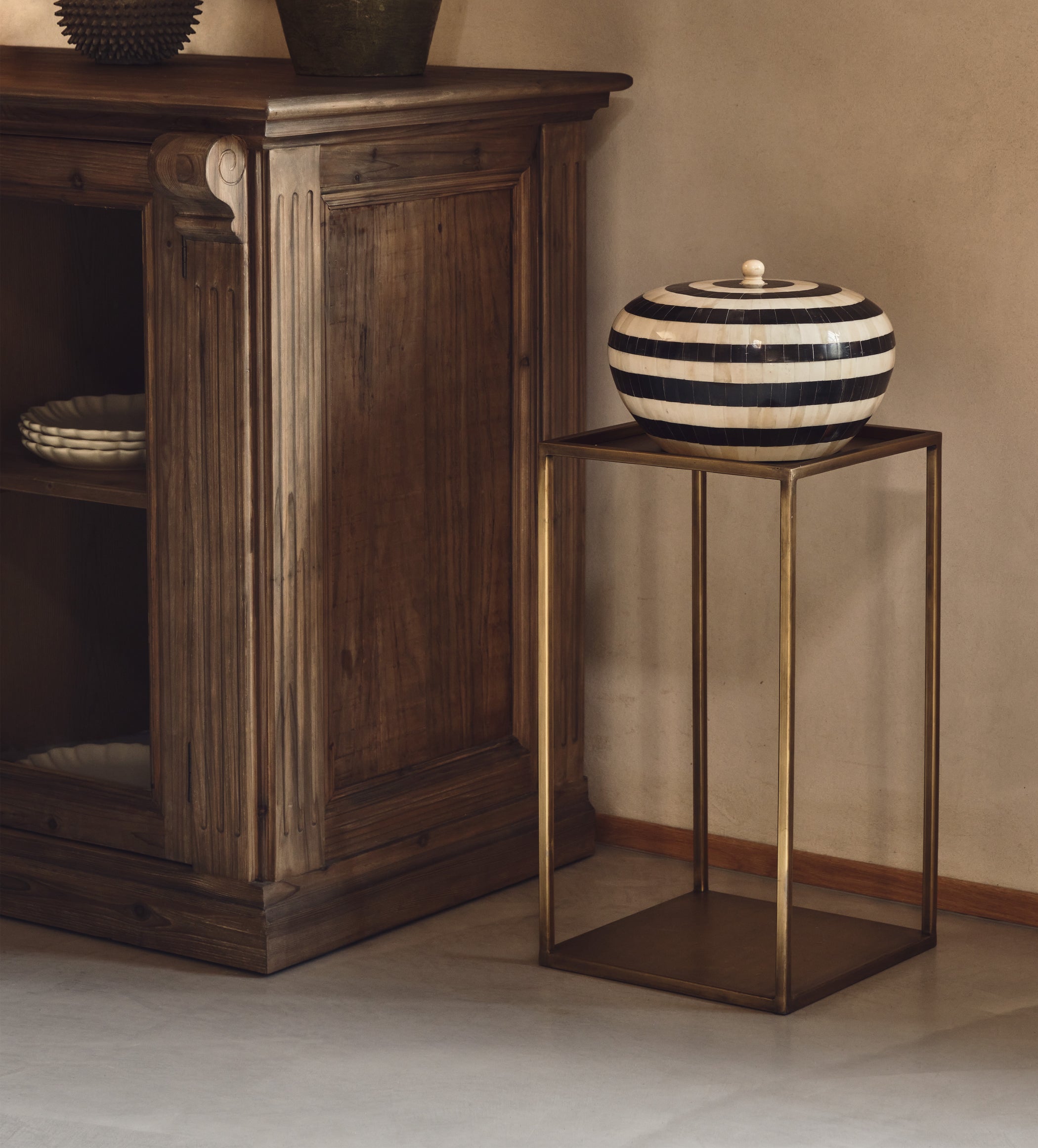 Neli Side Table - Antique Brass