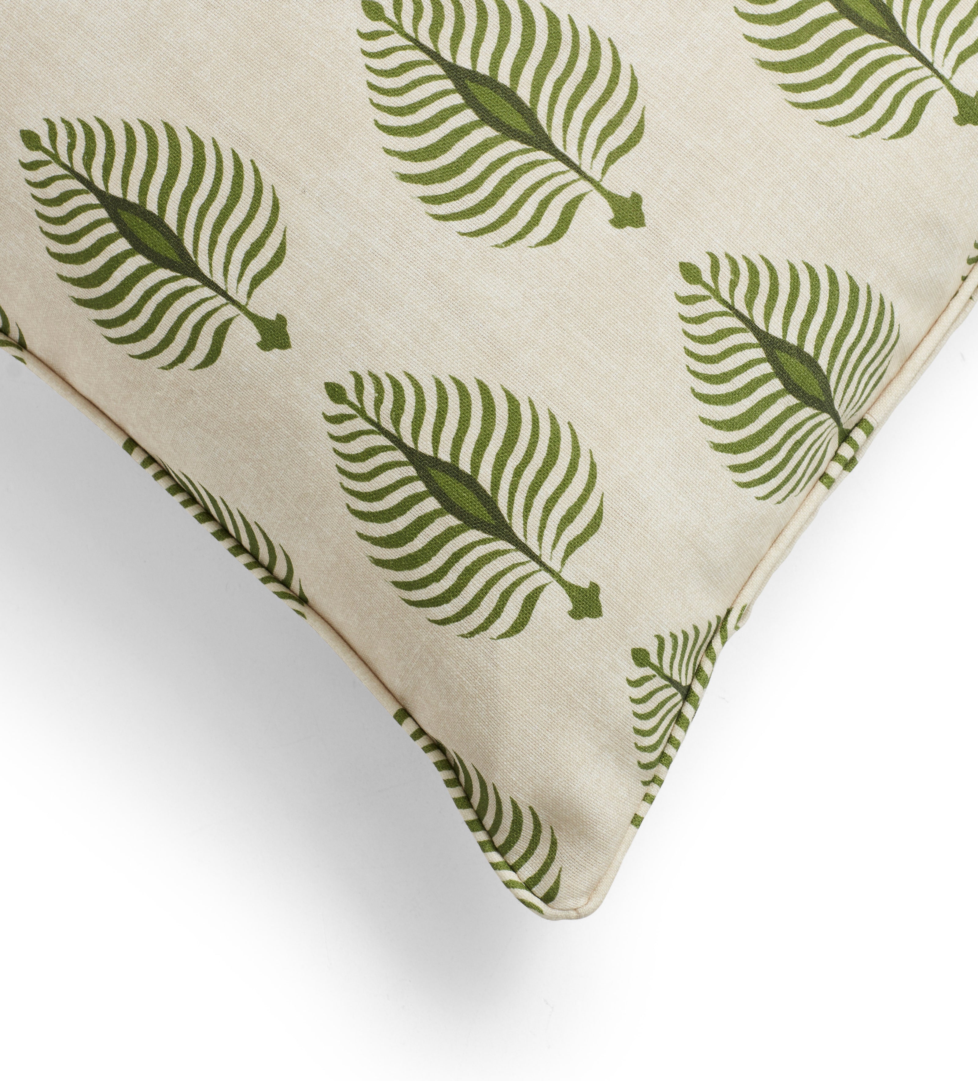 Ocellus Outdoor Cushion - Putting Green