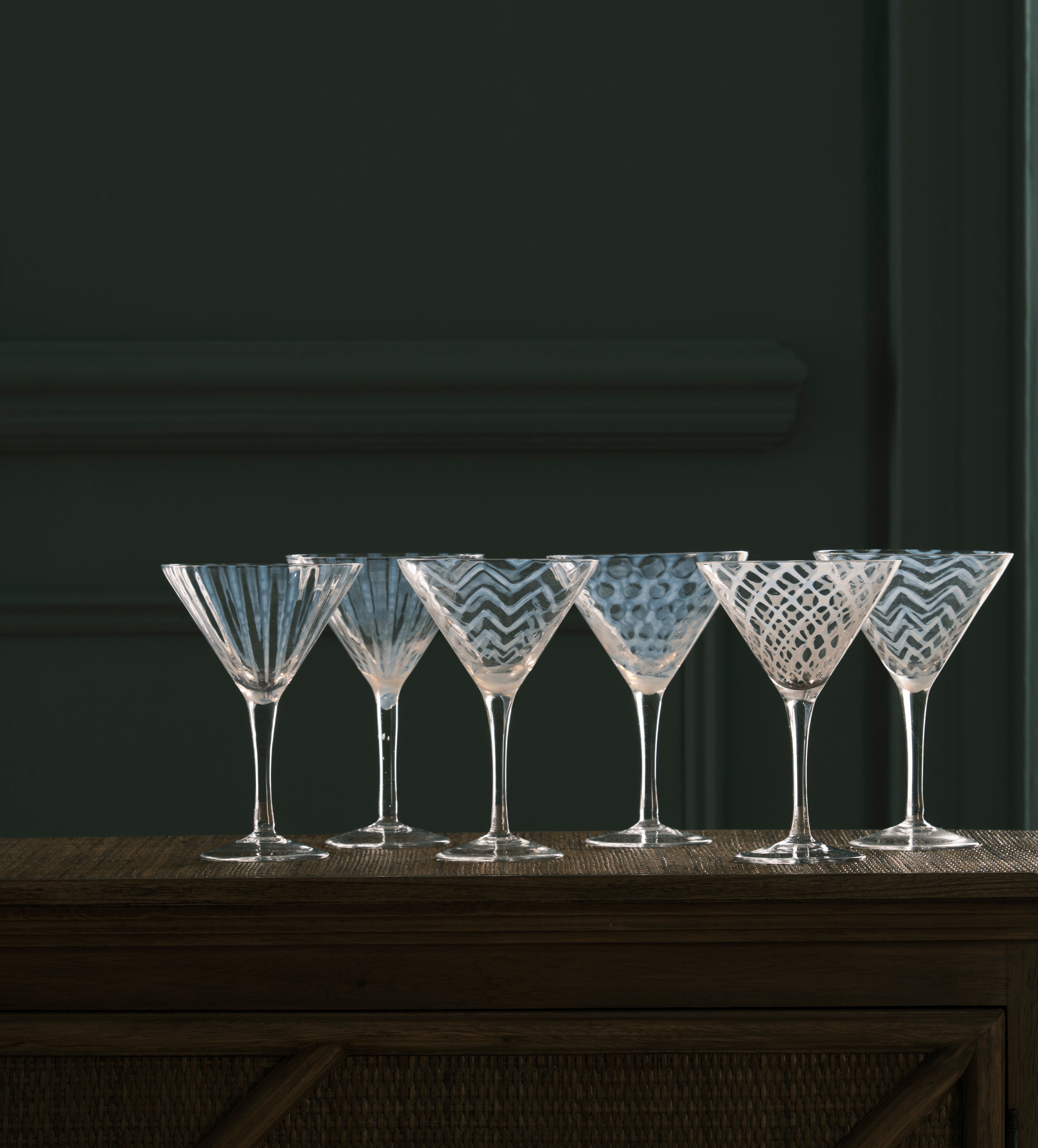 Pulcinella Glassware Set – Set of 36
