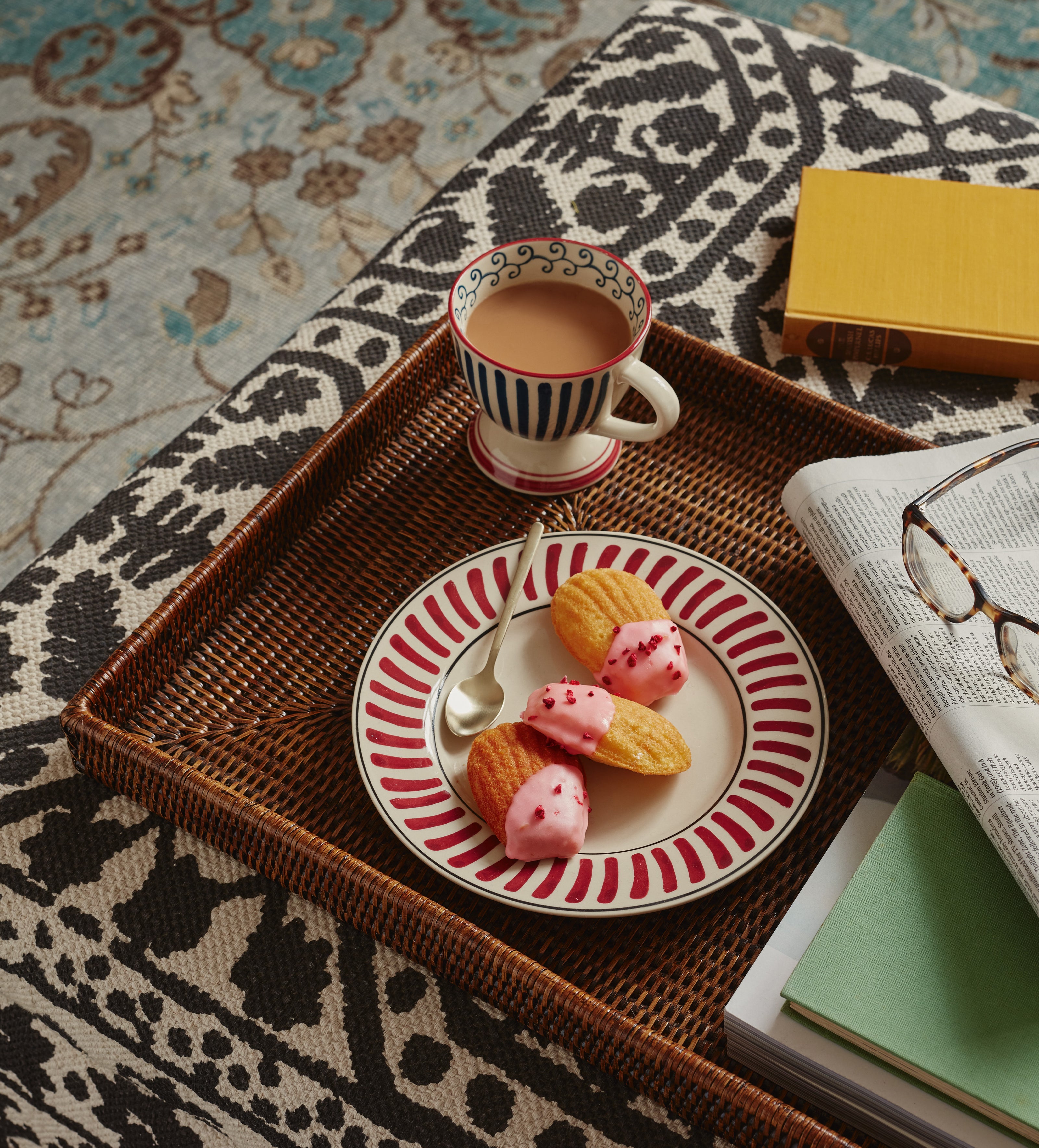 Rattan Nested Trays - Set of Three - Brown