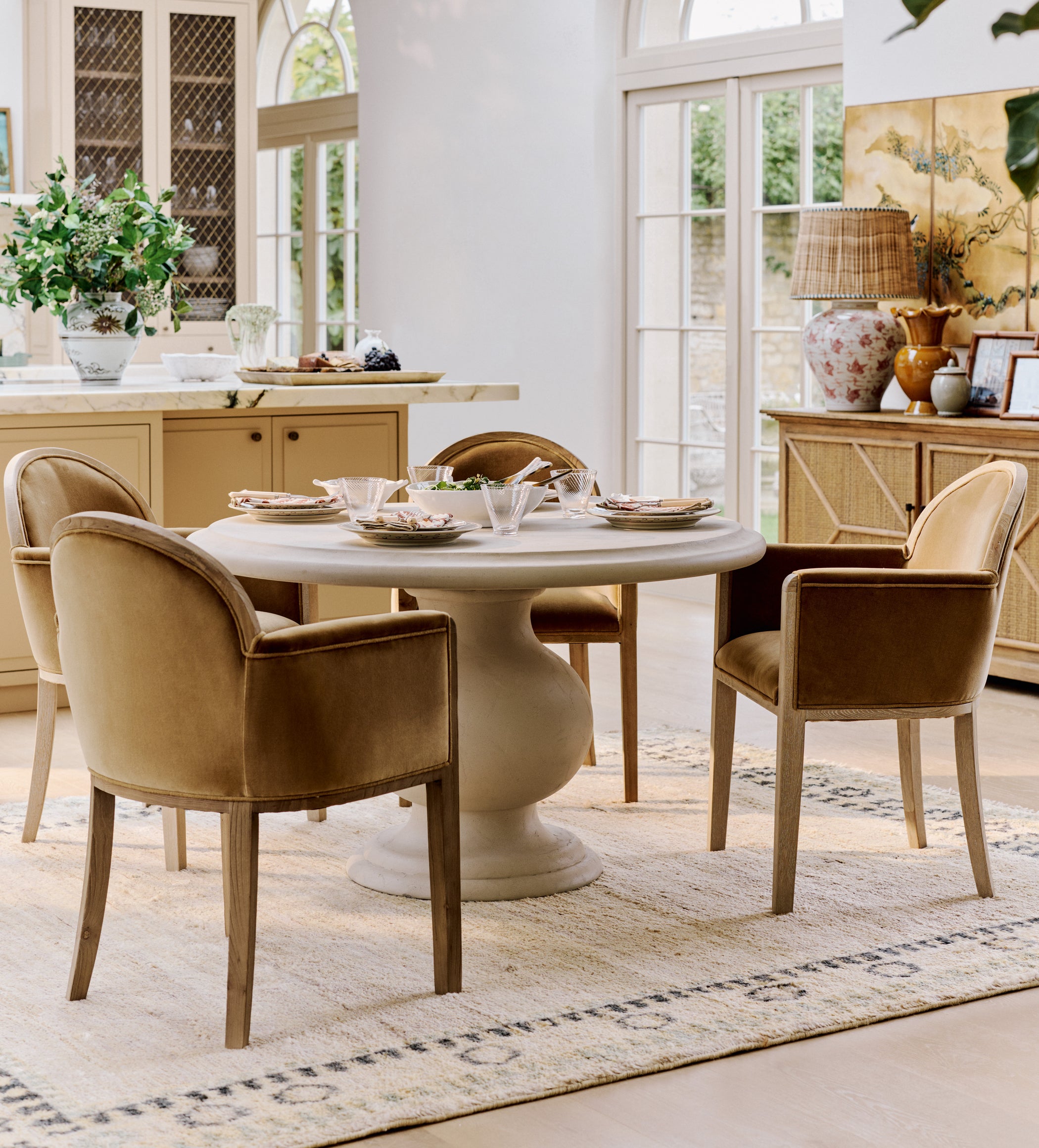 Callanish Round Indoor/Outdoor Dining Table - Pebble Grey