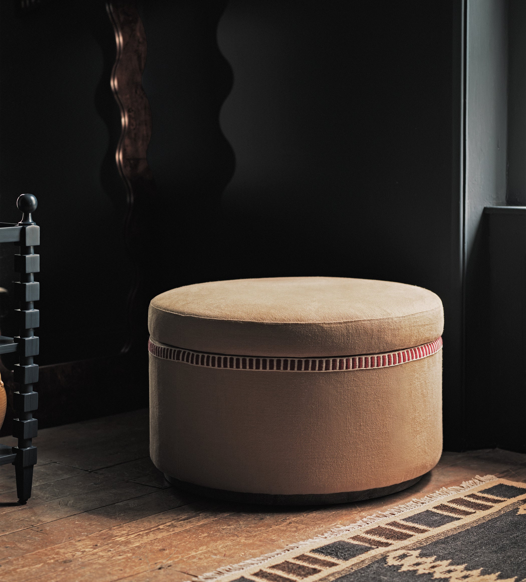 Russell Ottoman - Hemp