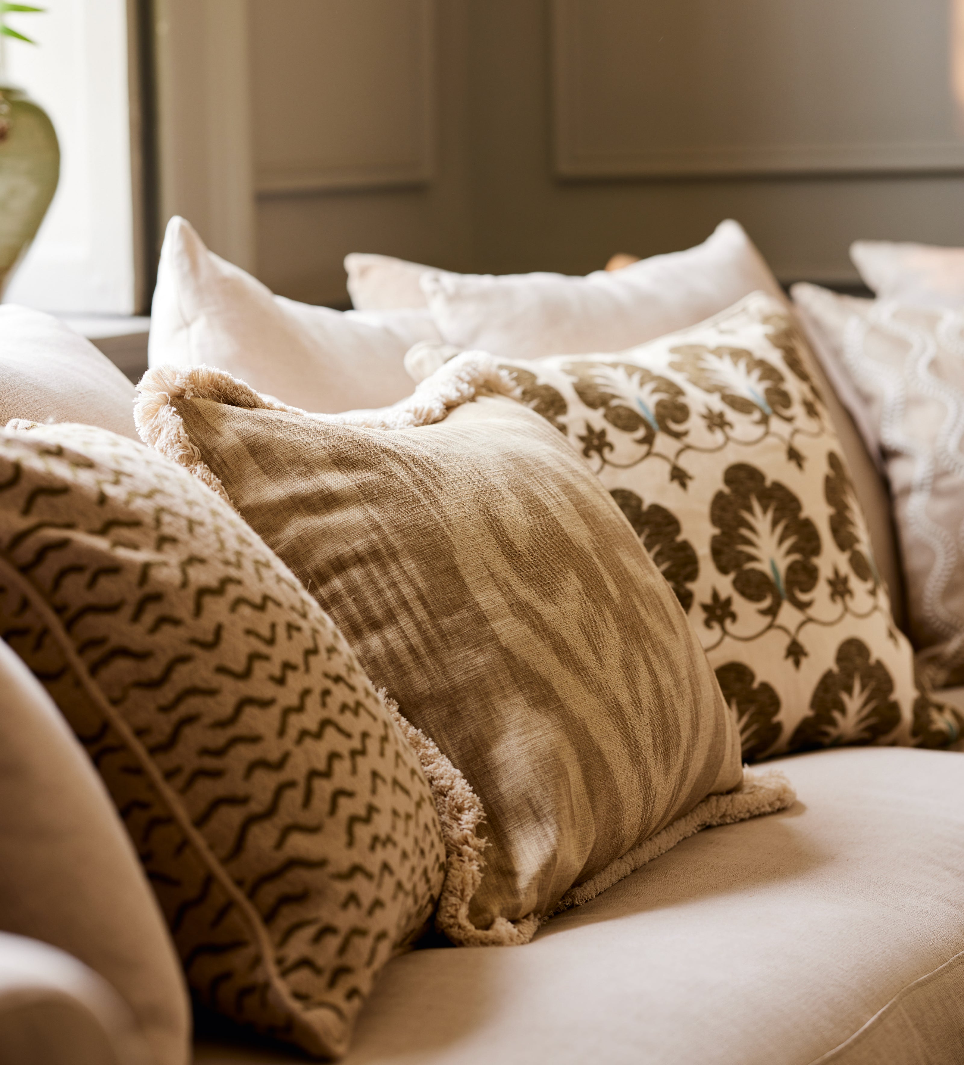 Samamit Cushion Cover - Olive