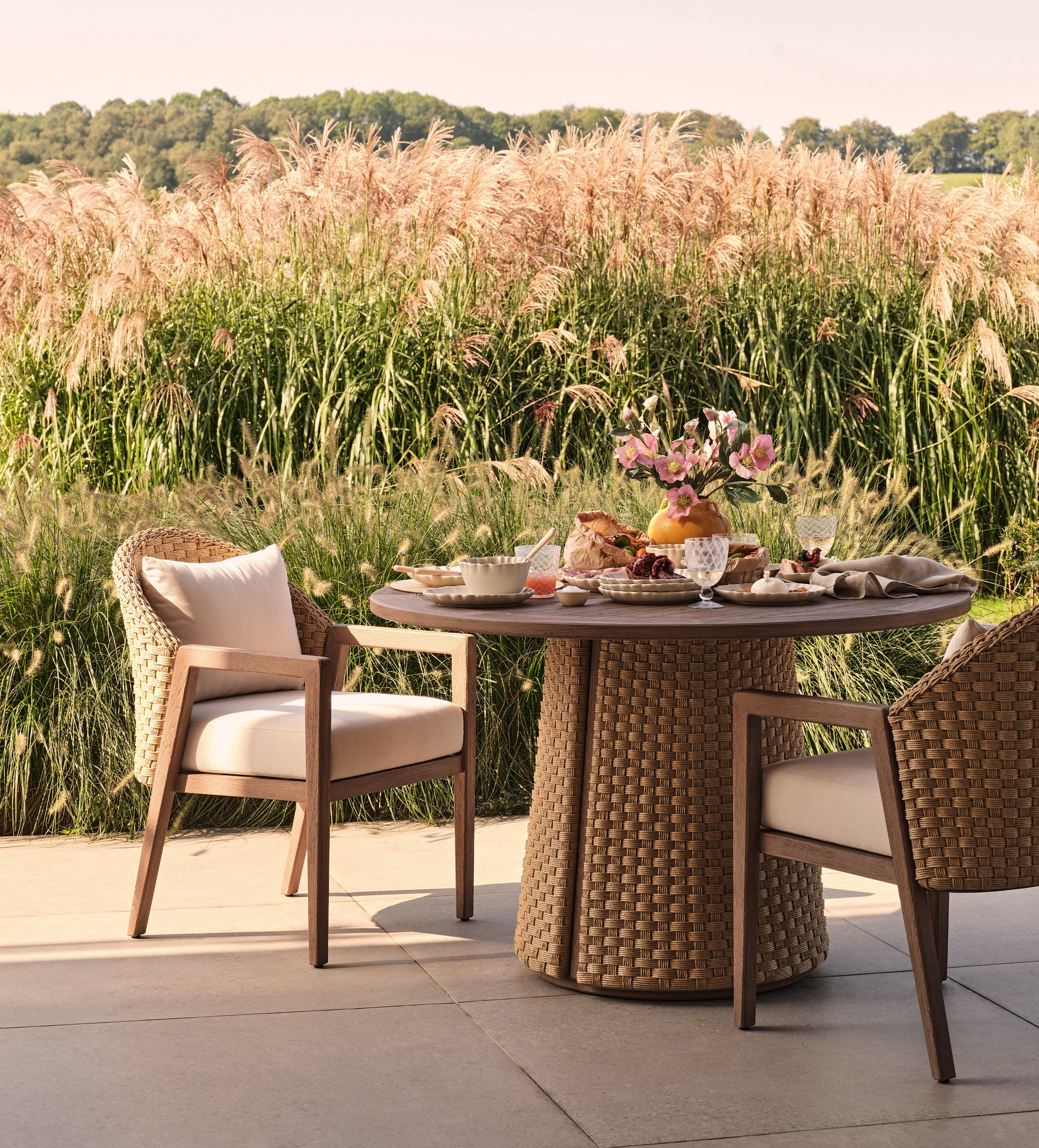 Shorwell Garden Dining Table - Natural Teak
