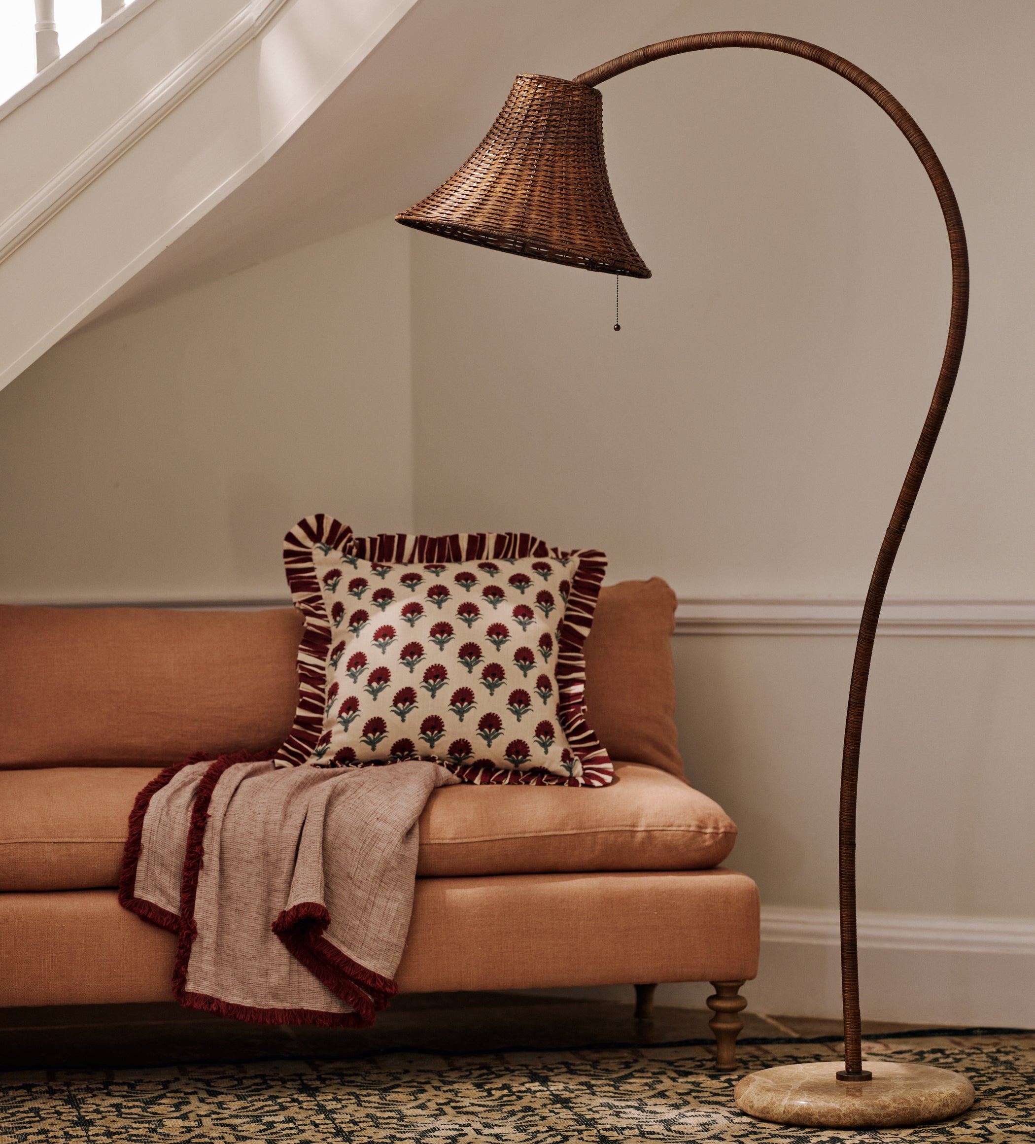 Sikao Rattan Arc Floor Lamp - Antique Brown