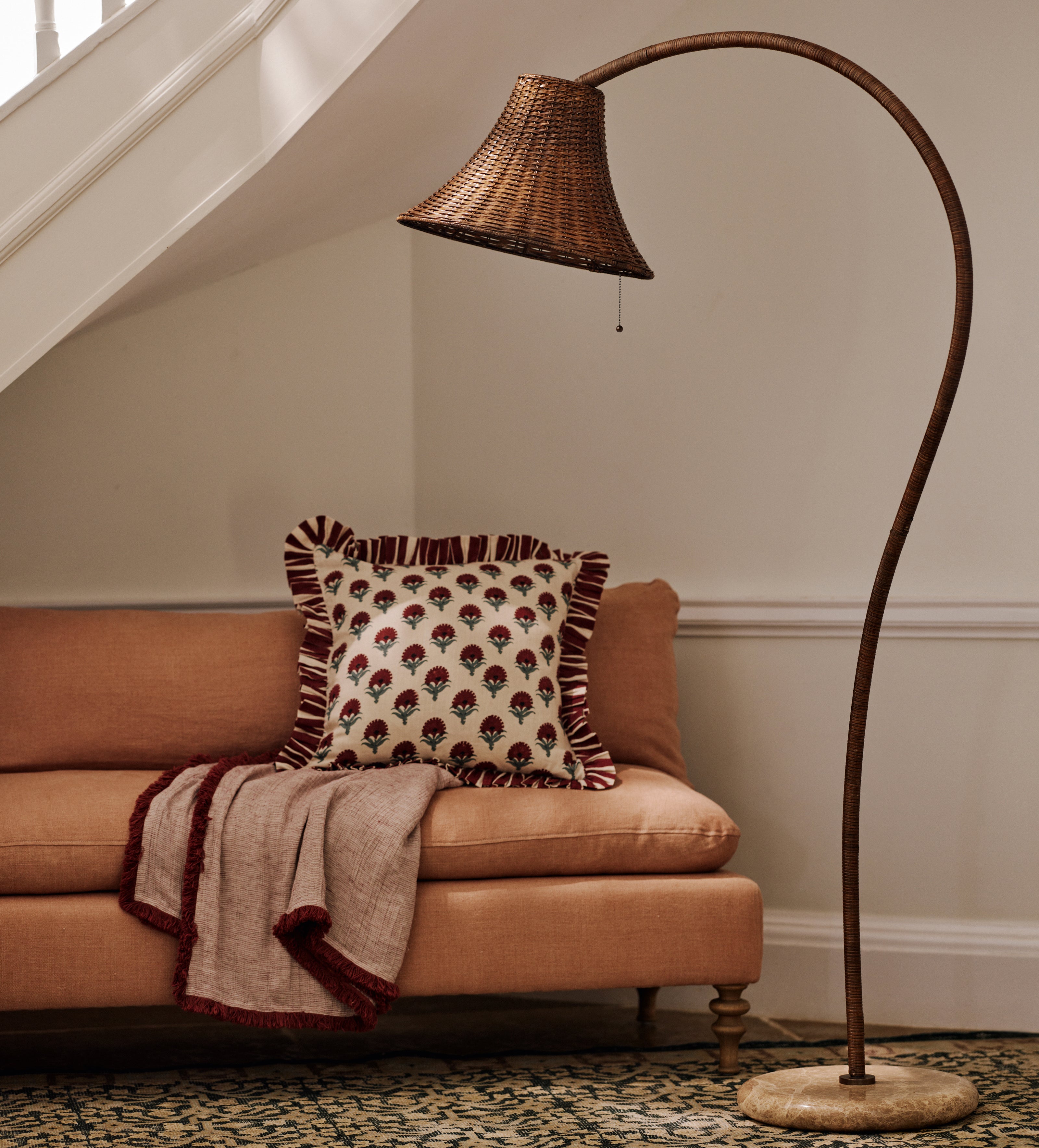 Sikao Rattan Arc Floor Lamp - Antique Brown