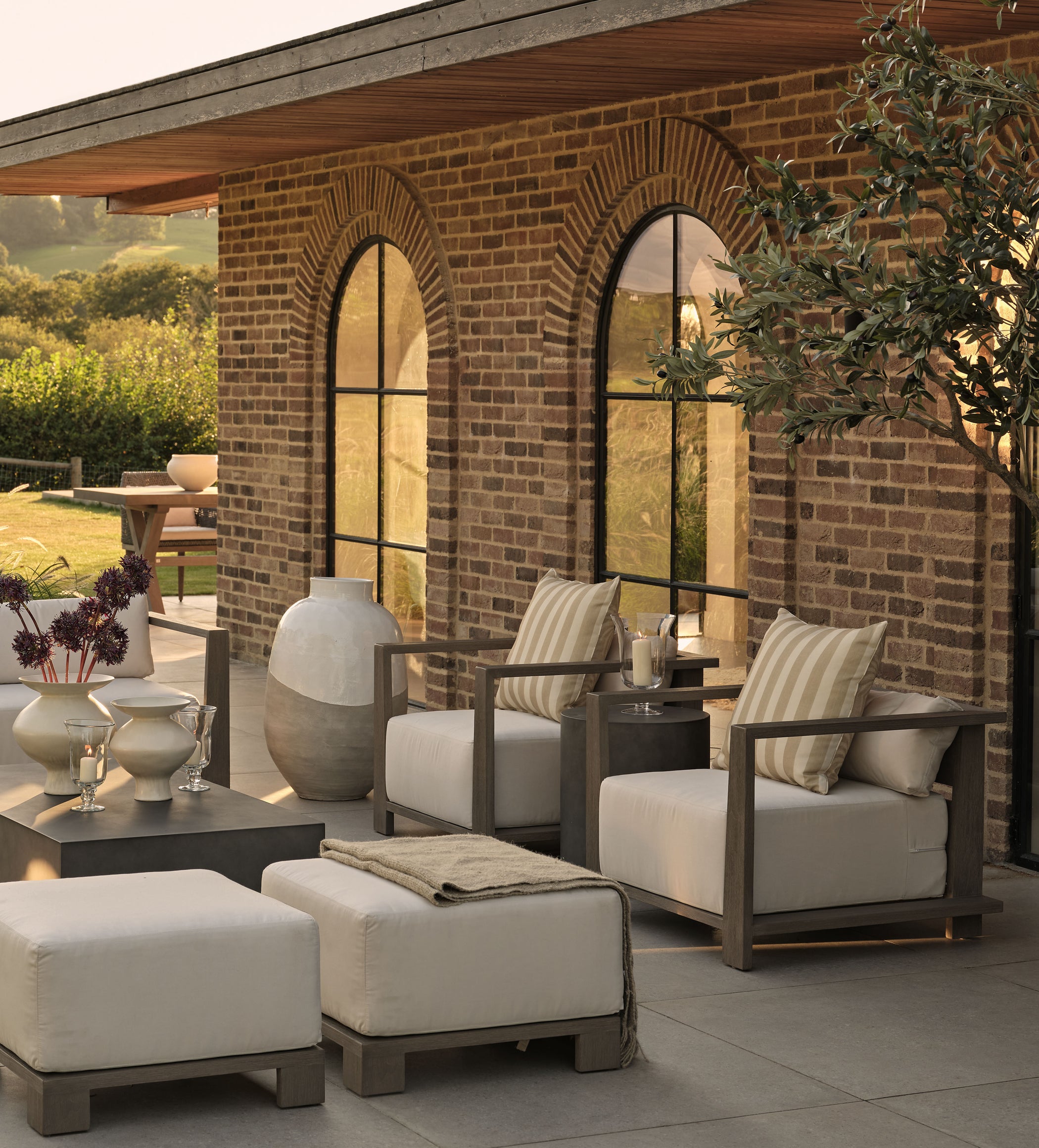Swanmore Garden Armchair - Weathered Teak