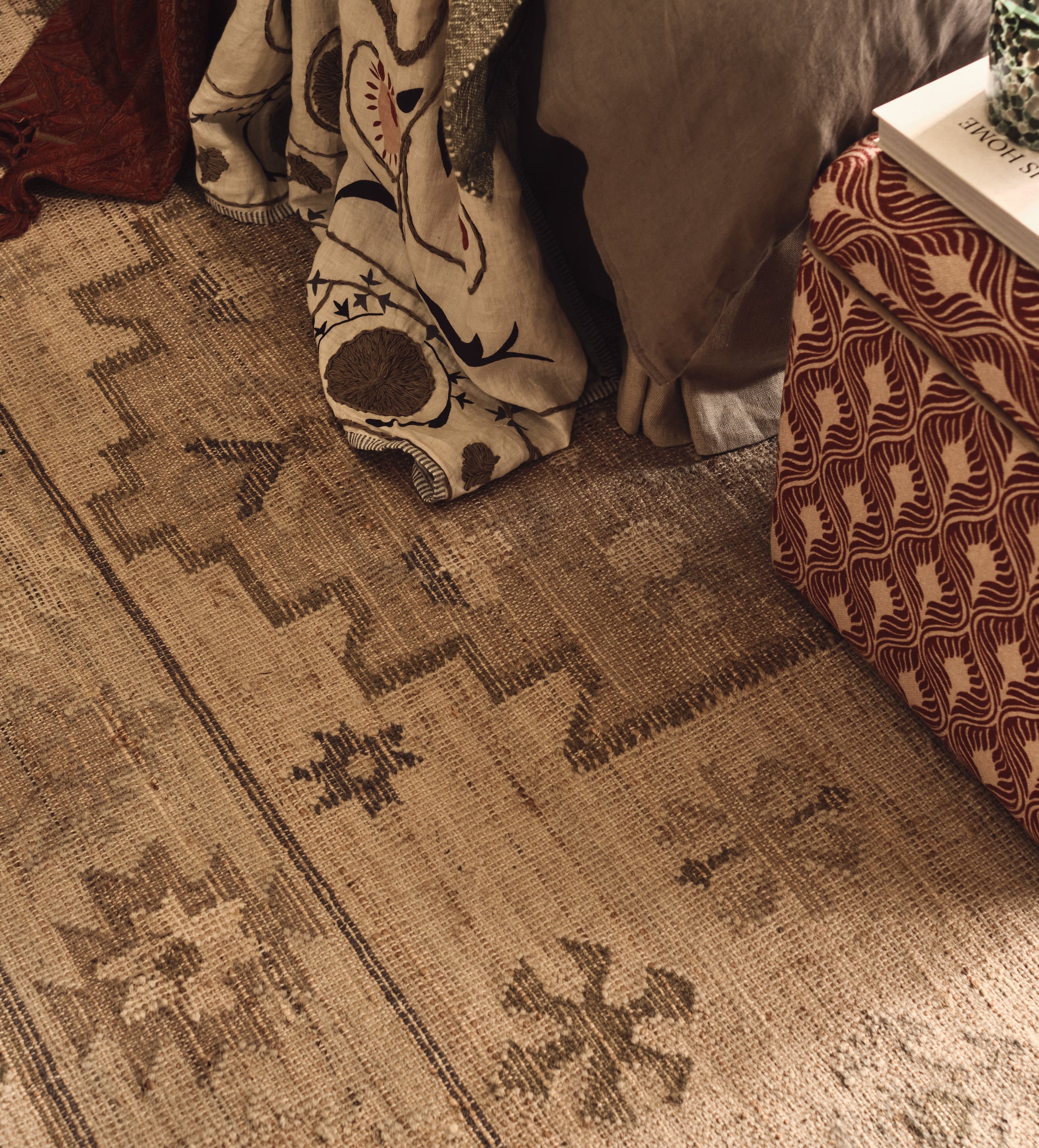 Tiarah Rug 244x305cm - Natural/Olive
