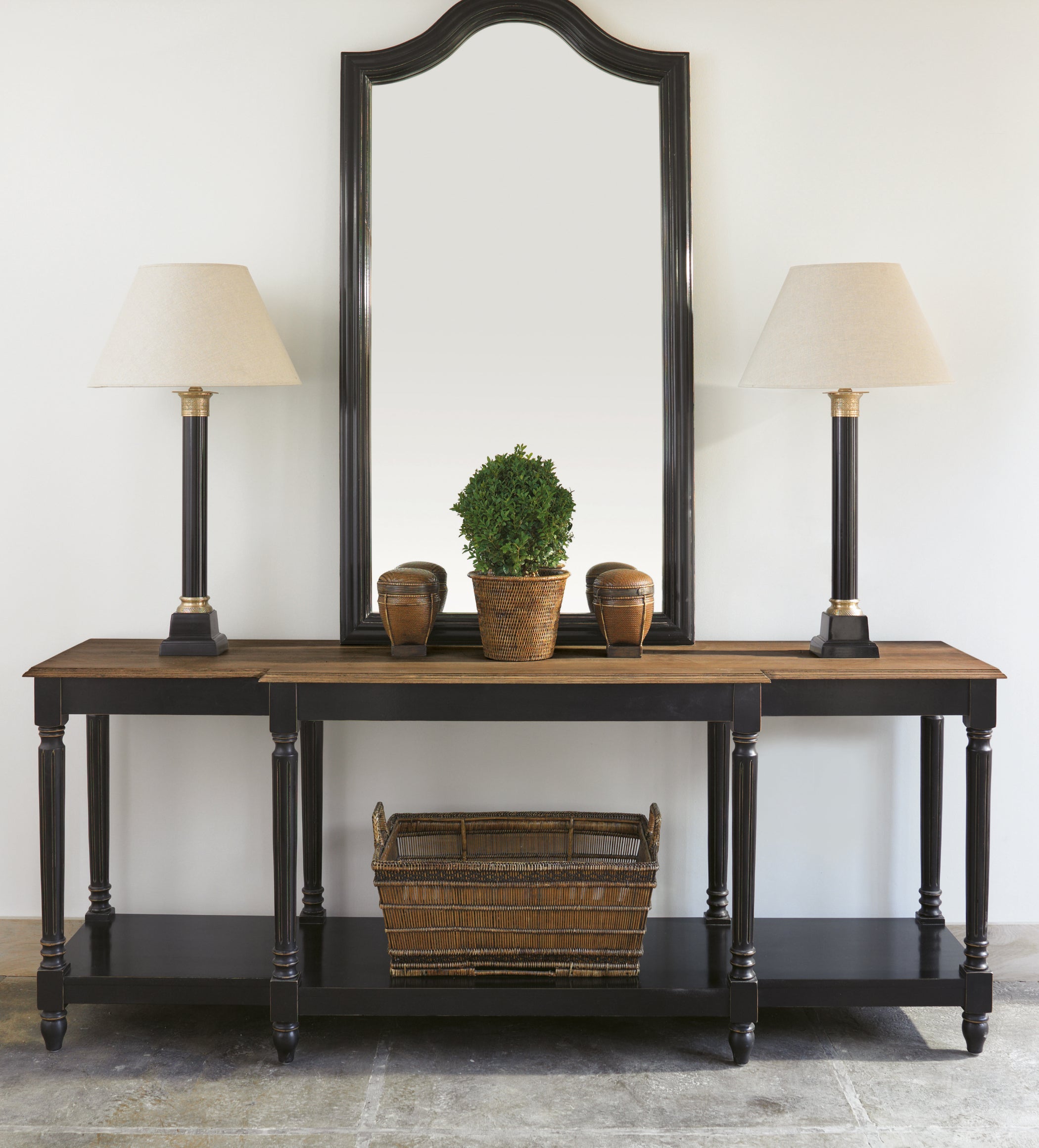 Upton Console Table - Black
