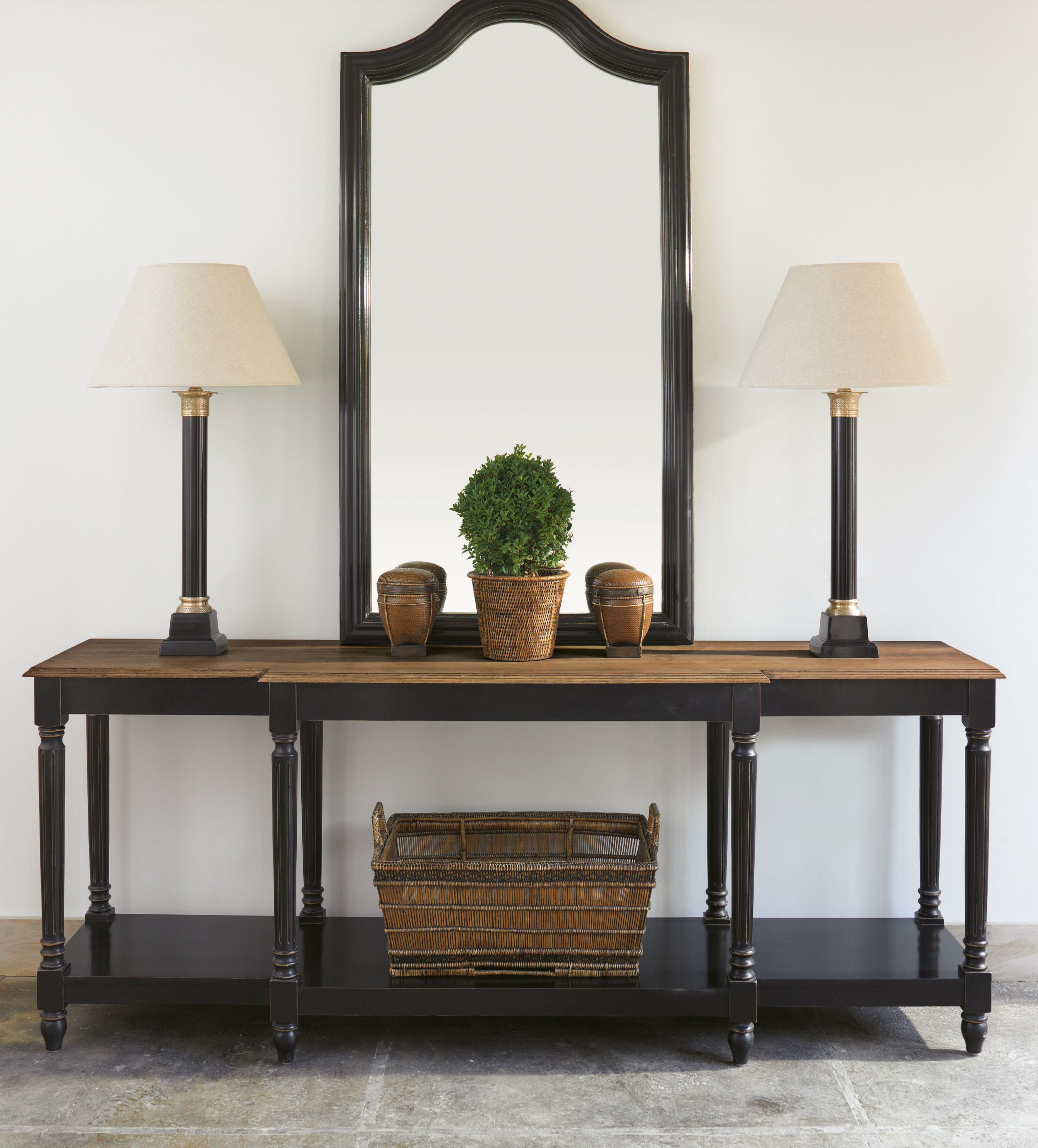 Upton Console Table - Black