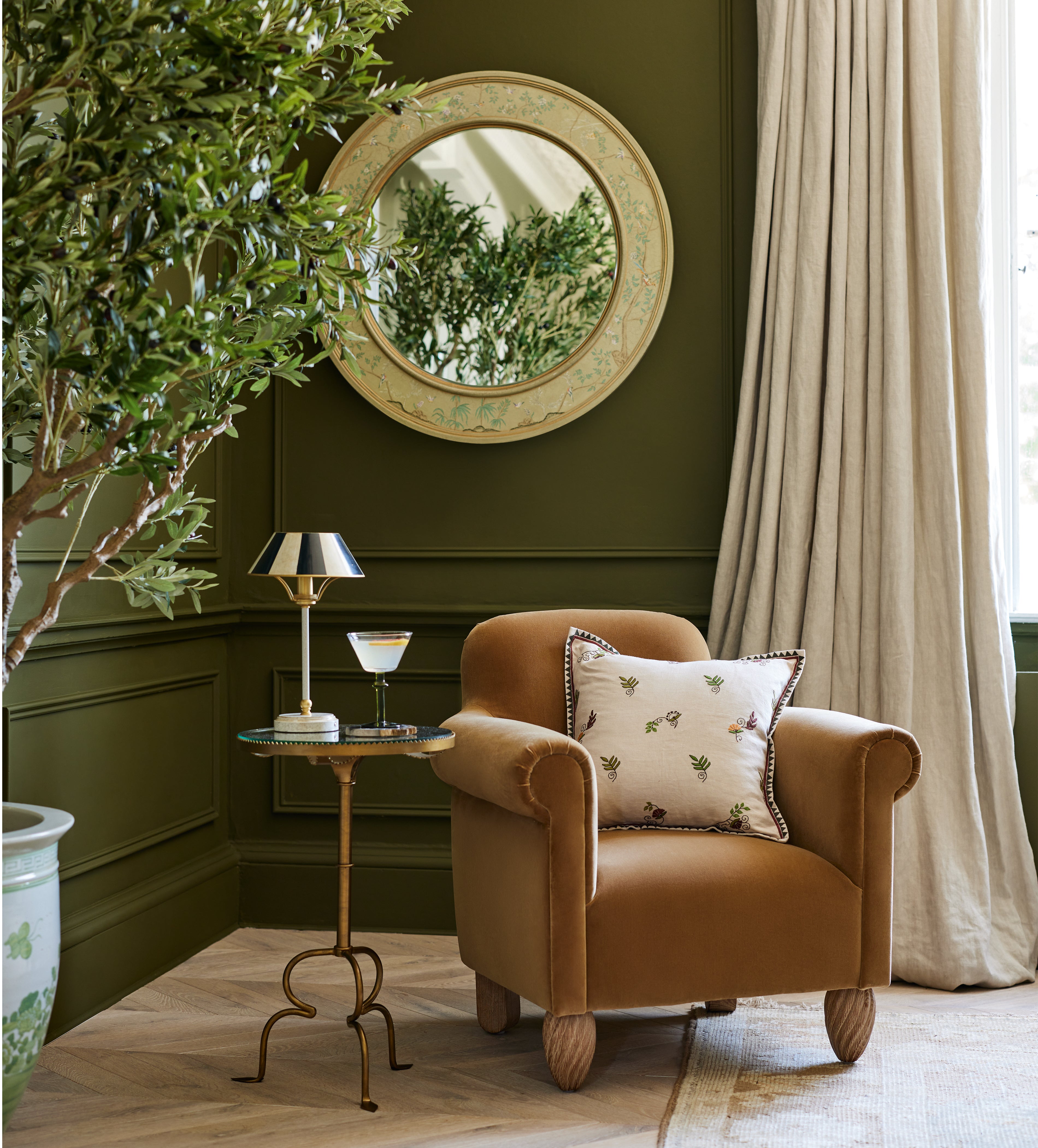 Varuna Mirror - Chinoiserie | OKA