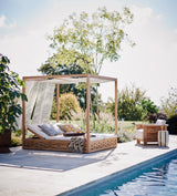 Verdandi Garden Day Bed - Areca Putting Green