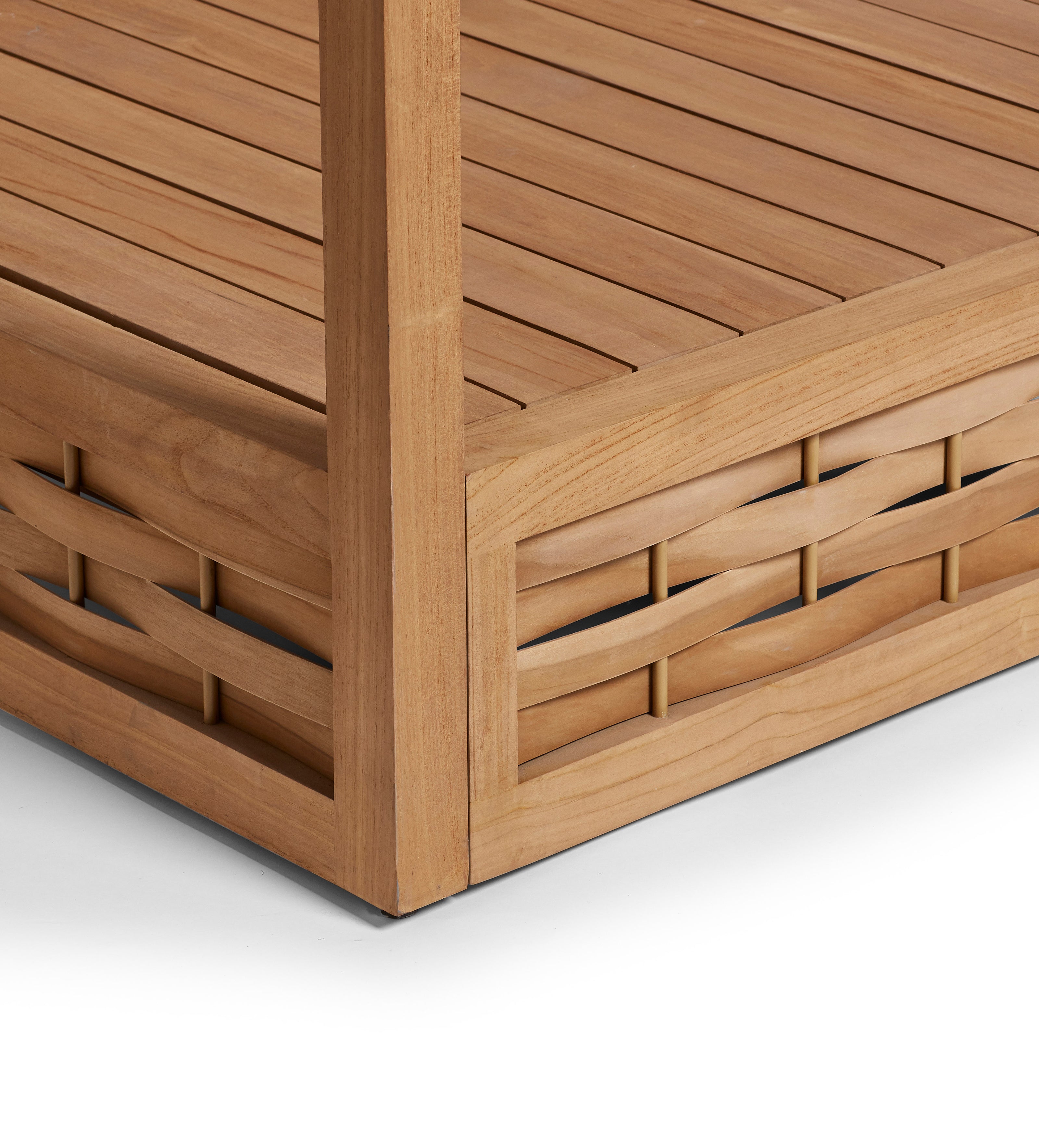 Verdandi Garden Day Bed - Areca Putting Green