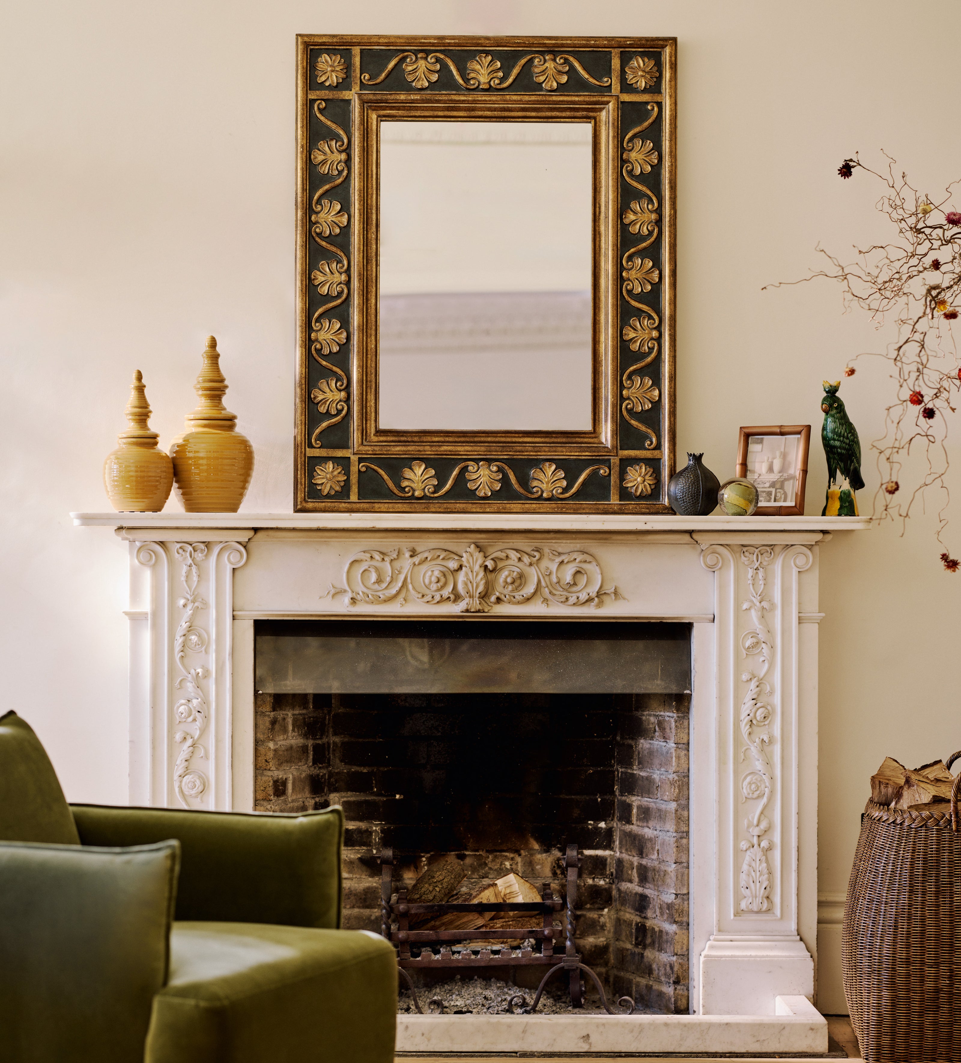 Vitruvius Mirror - Antique Gold