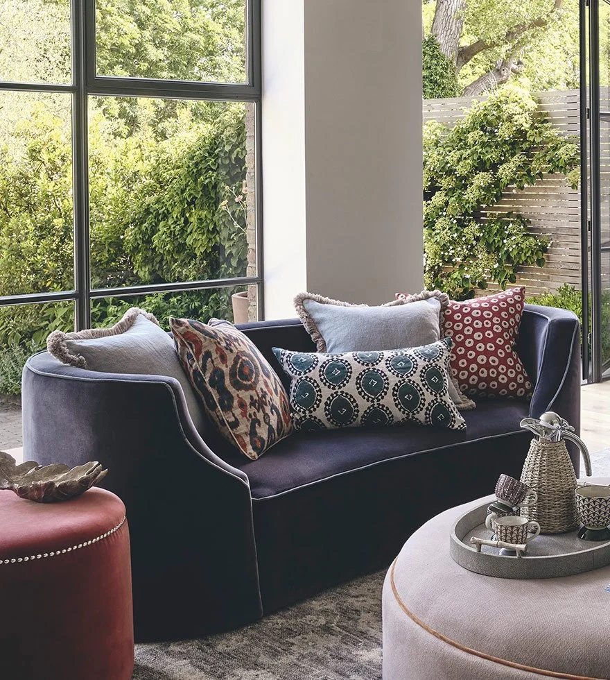 The art of arranging cushions