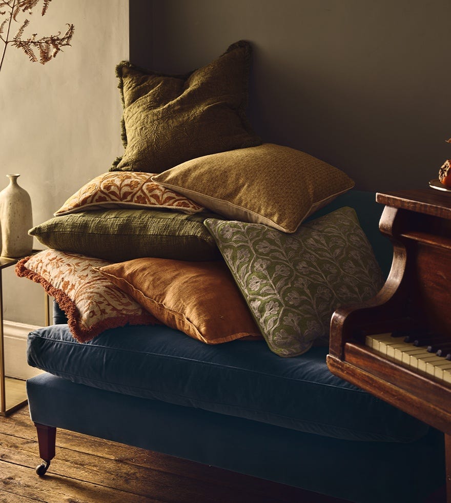 Colour Psychology: Choosing Cushion Colours for Your Home